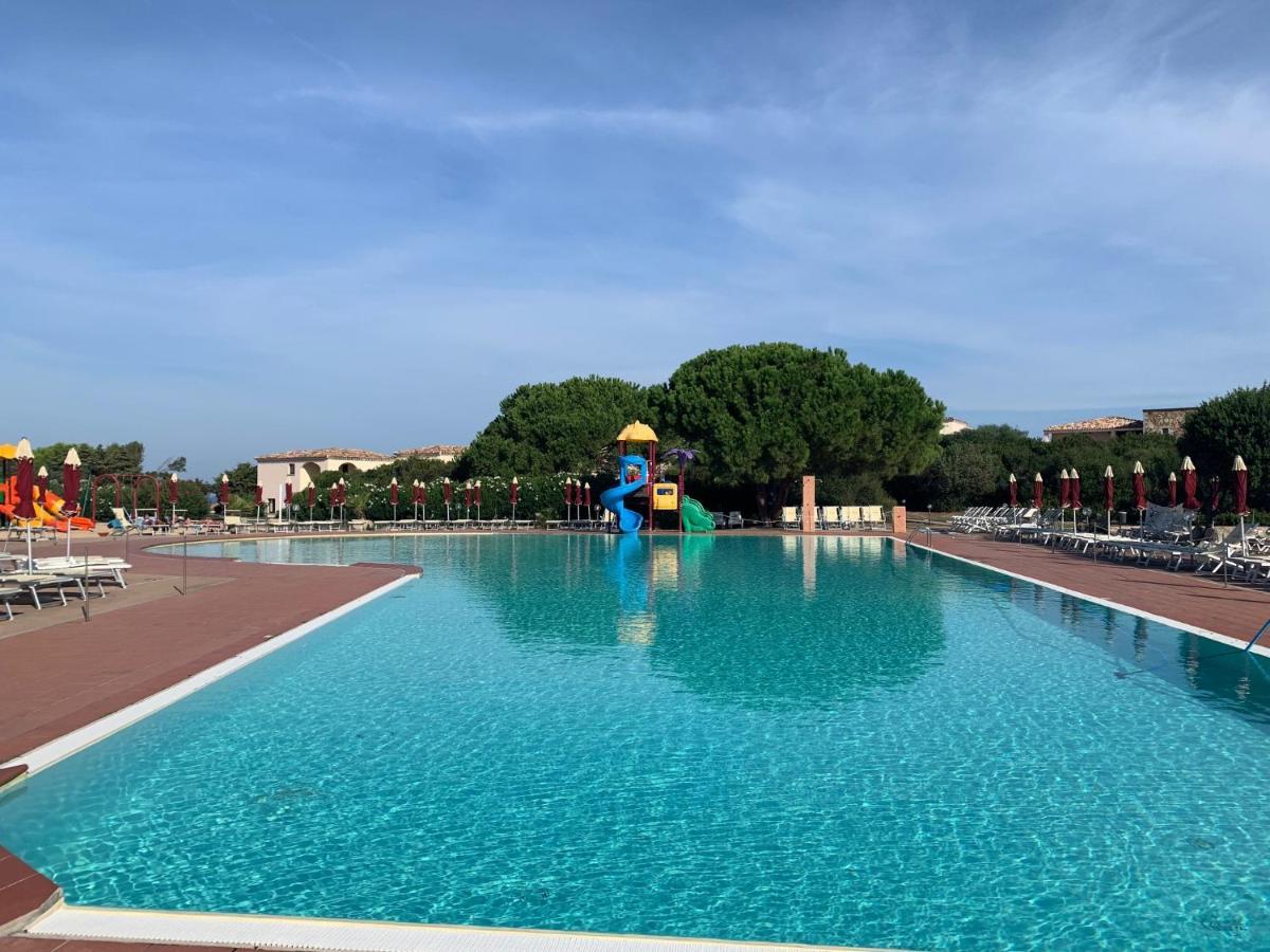 Club Esse Gallura Aglientu Exterior photo